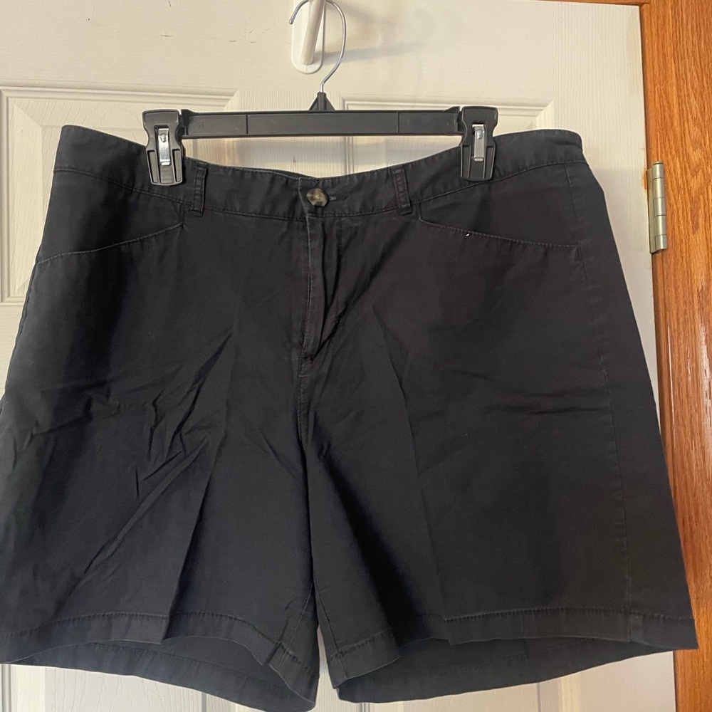 Dockers women’s shorts 14